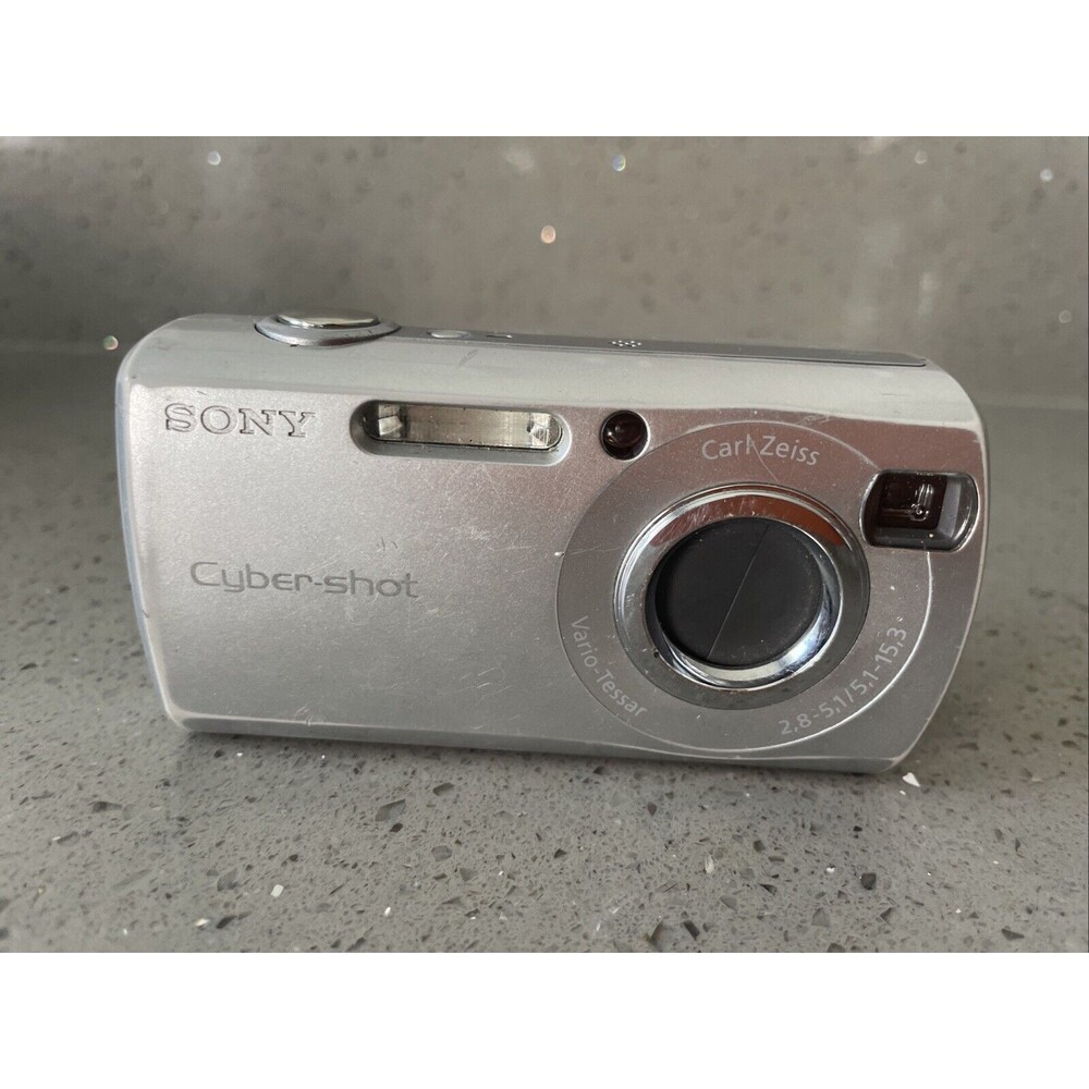 Sony Cyber-shot DSC-S40 4.1 MP Digital Camera Carl Zeiss 3X Zoom Parts Only
